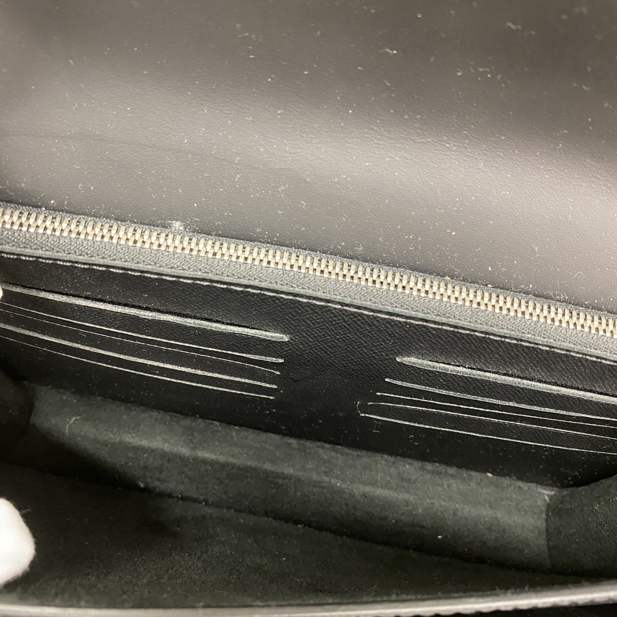 【6ib2100】ルイヴィトン クラッチバッグ エピ ポシェットテムズ M42742 ノワール【中古】メンズ