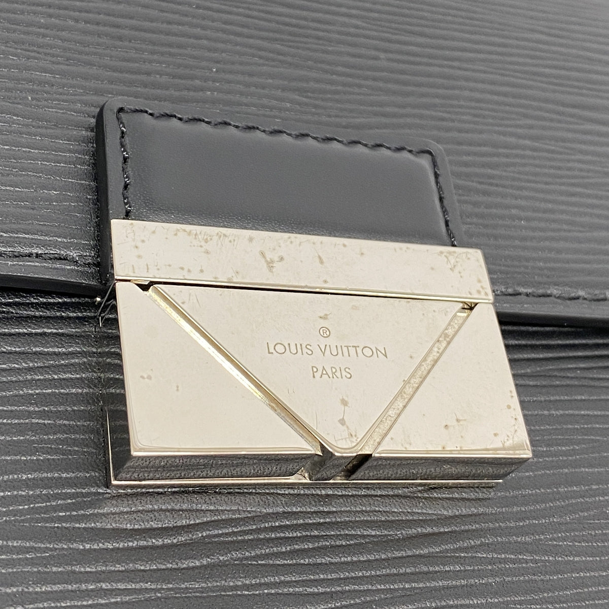 【6ib2100】ルイヴィトン クラッチバッグ エピ ポシェットテムズ M42742 ノワール【中古】メンズ