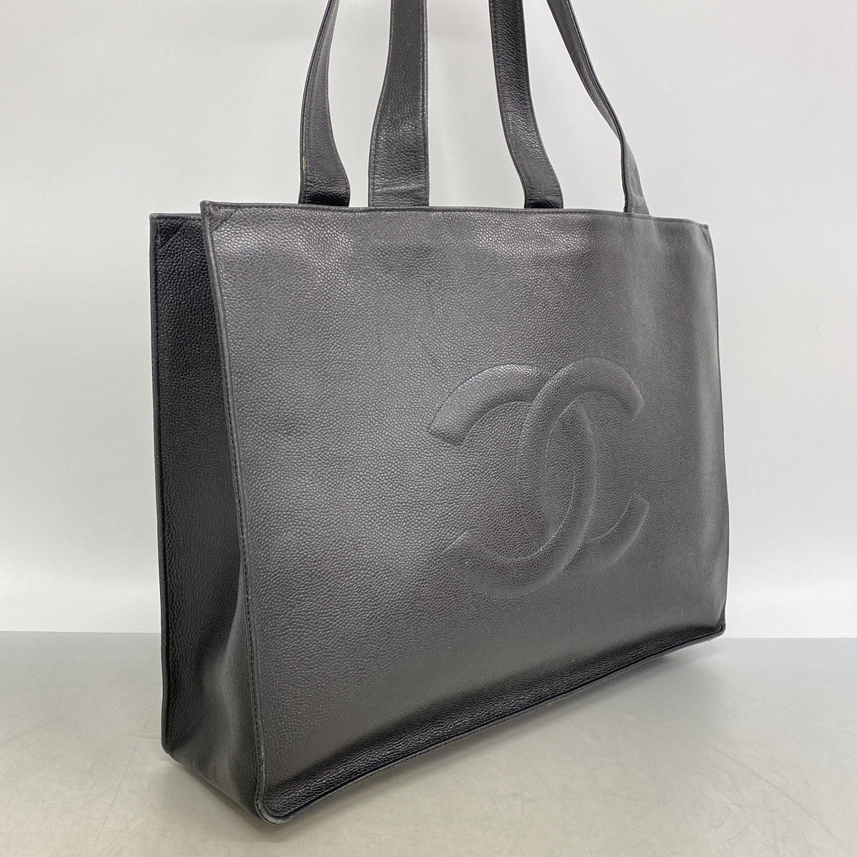 【6ib2106】シャネル トートバッグ キャビアスキン ブラック ゴールド金具【中古】レディース