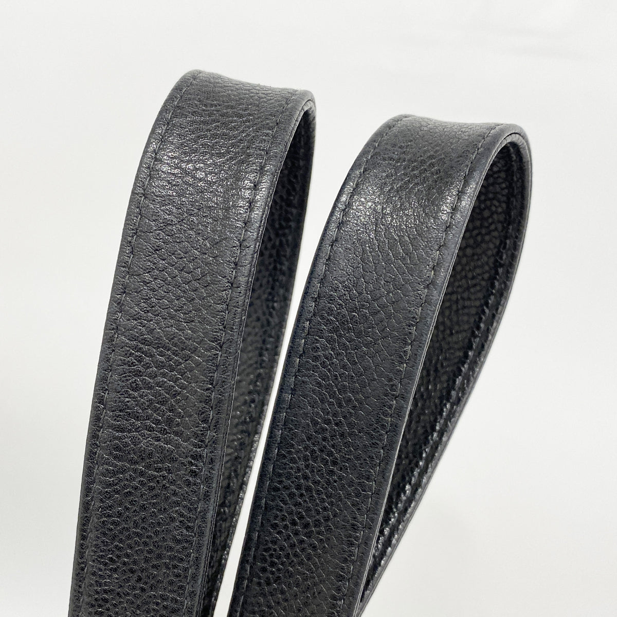 【6ib2106】シャネル トートバッグ キャビアスキン ブラック ゴールド金具【中古】レディース