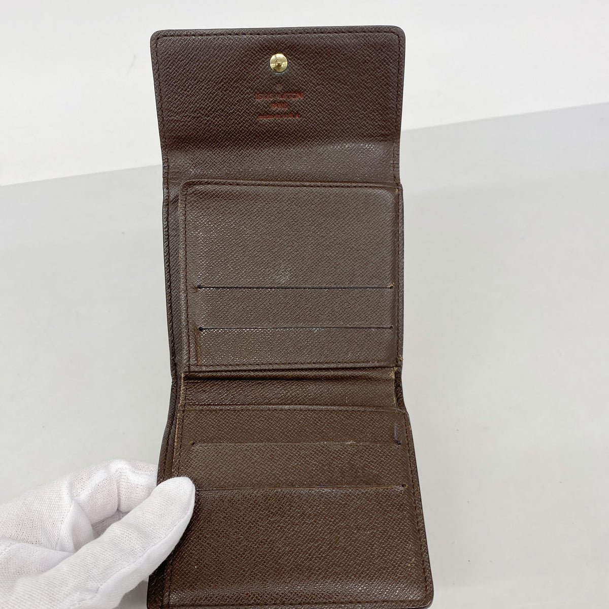【6ib2119】ルイヴィトン 三つ折り財布 ダミエ ポルトモネビエカルトクレディ N61652 エベヌ【中古】レディース