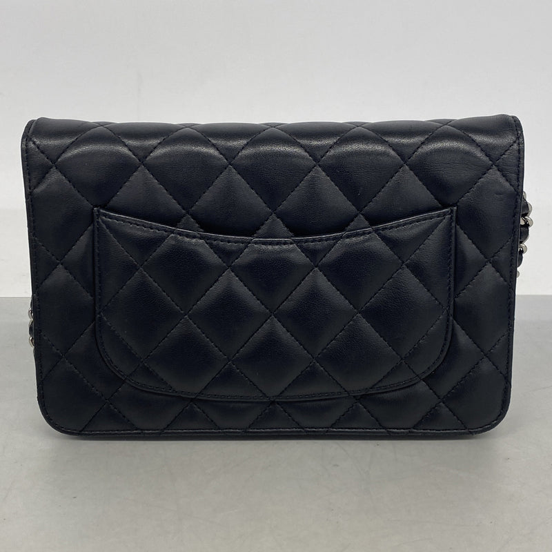 【6ib2189-h】シャネル ショルダーウォレット マトラッセ チェーンショルダー ラムスキン ブラック シルバー金具【中古】レディース
