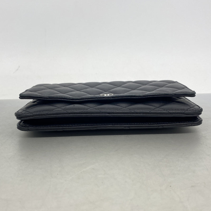 【6ib2189-h】シャネル ショルダーウォレット マトラッセ チェーンショルダー ラムスキン ブラック シルバー金具【中古】レディース
