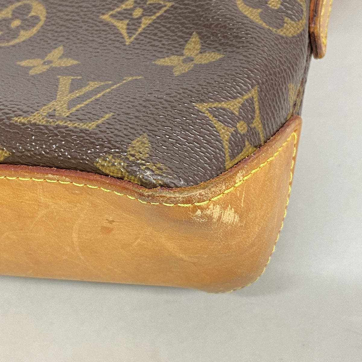 【6ib2206】ルイヴィトン ショルダーバッグ モノグラム トロター M51240 ブラウン【中古】レディース