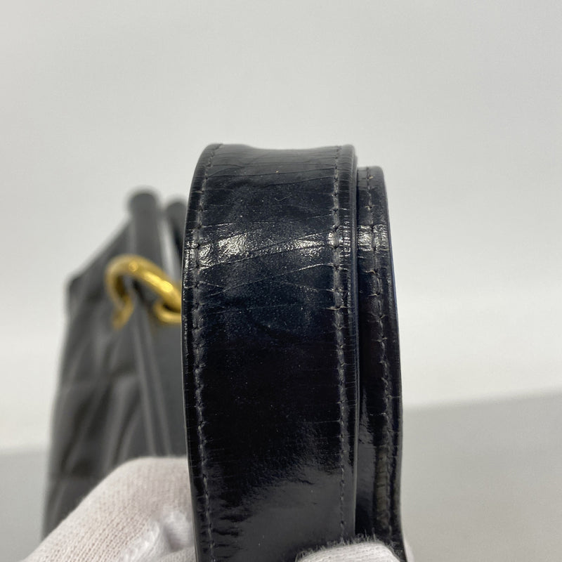 【6ib2212】シャネル トートバッグ マトラッセ パテントレザー ブラック ゴールド金具【中古】レディース