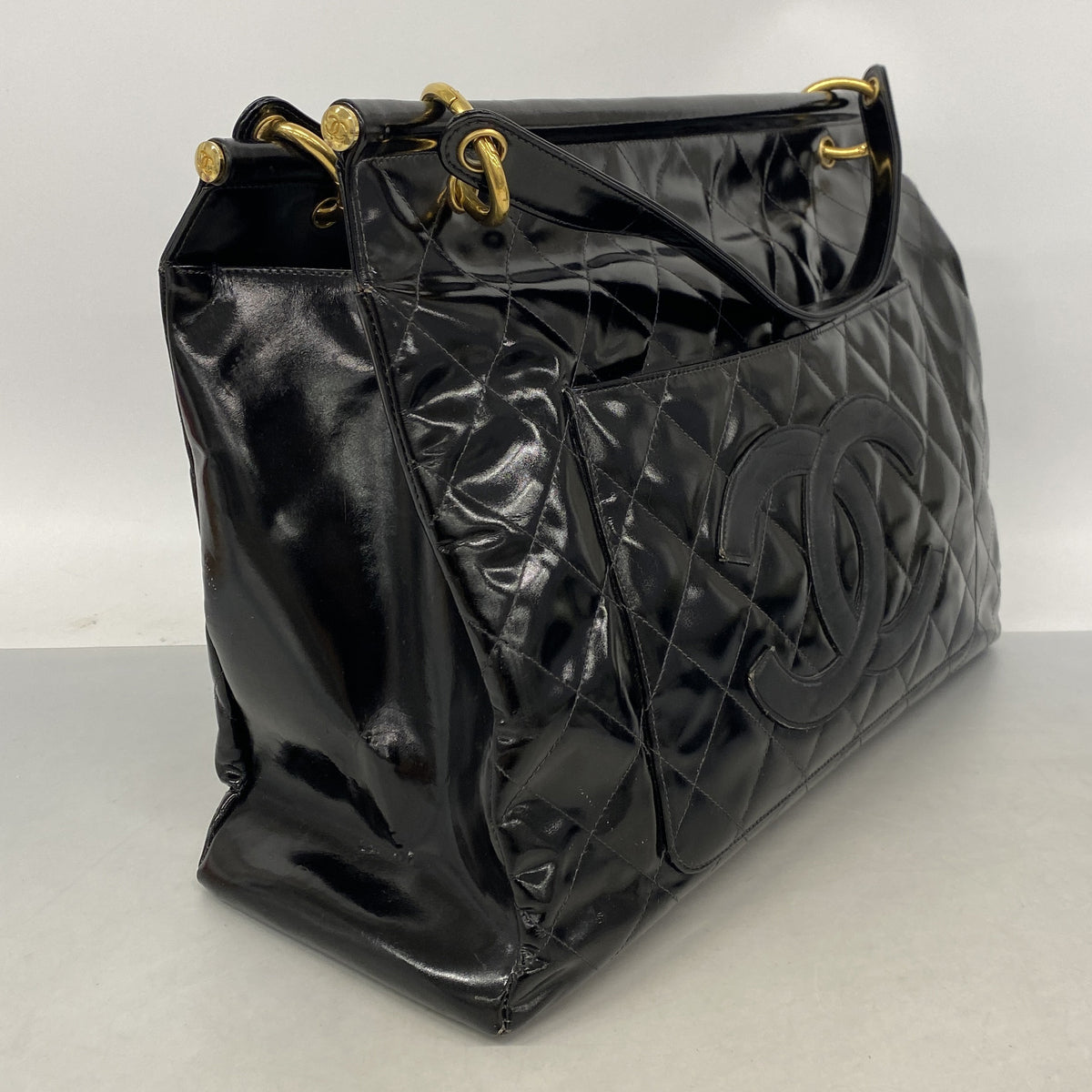 【6ib2212】シャネル トートバッグ マトラッセ パテントレザー ブラック ゴールド金具【中古】レディース