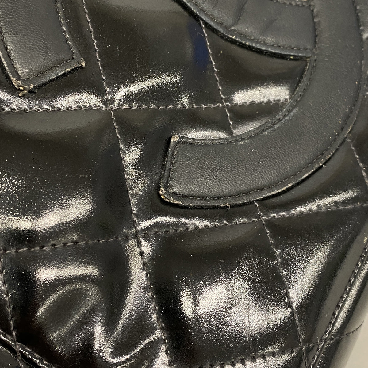 【6ib2212】シャネル トートバッグ マトラッセ パテントレザー ブラック ゴールド金具【中古】レディース