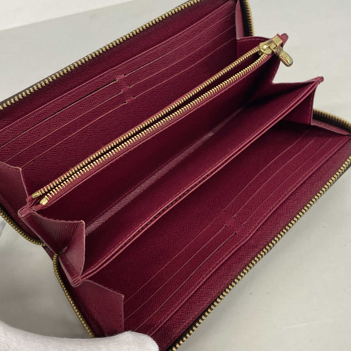 【6ib2220】ルイヴィトン 長財布 モノグラム ジッピーウォレット M41895 ブラウン フューシャ【中古】レディース