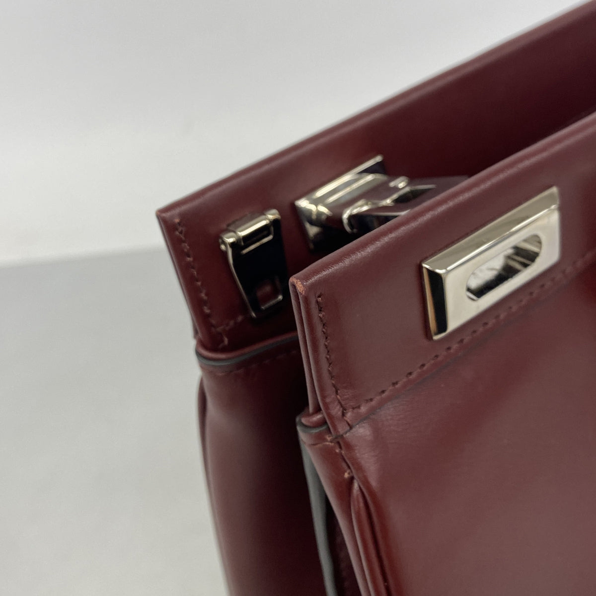 【6ib2222】グッチ ハンドバッグ ズゥミ 564714 レザー ボルドー ゴールド/シルバー金具【中古】レディース