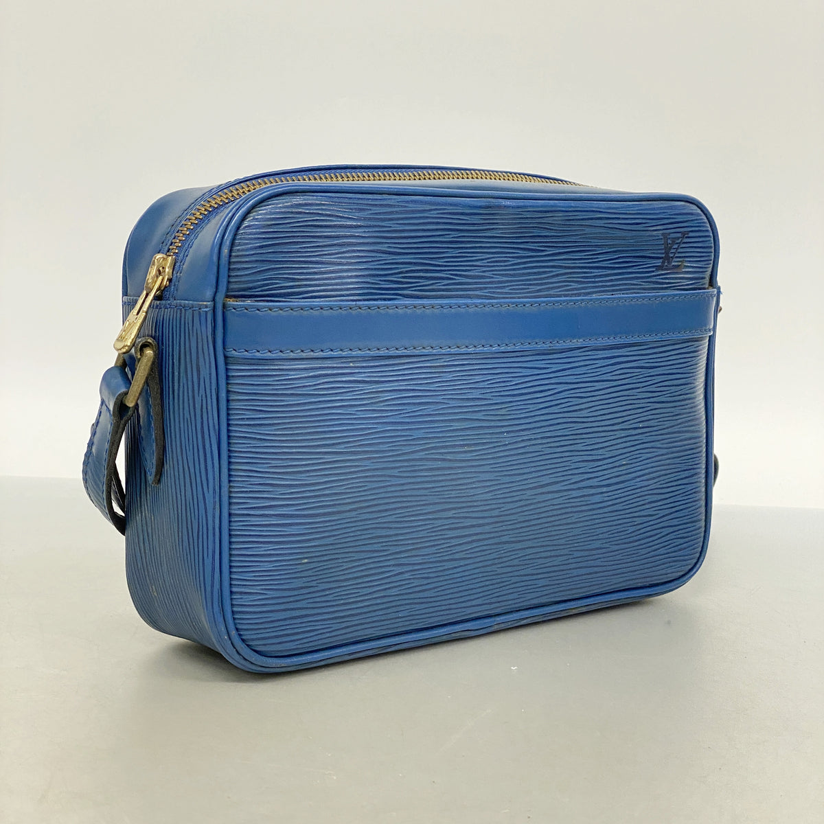 【6ib2235】ルイヴィトン ショルダーバッグ エピ トロカデロ24 M52315 トレドブルー【中古】レディース