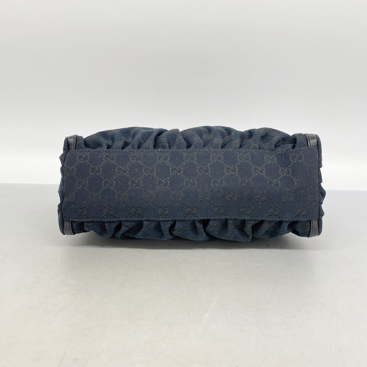 【6ib2263】グッチ ショルダーバッグ GGキャンバス 190525 キャンバス ブラック シャンパンゴールド金具【中古】レディース