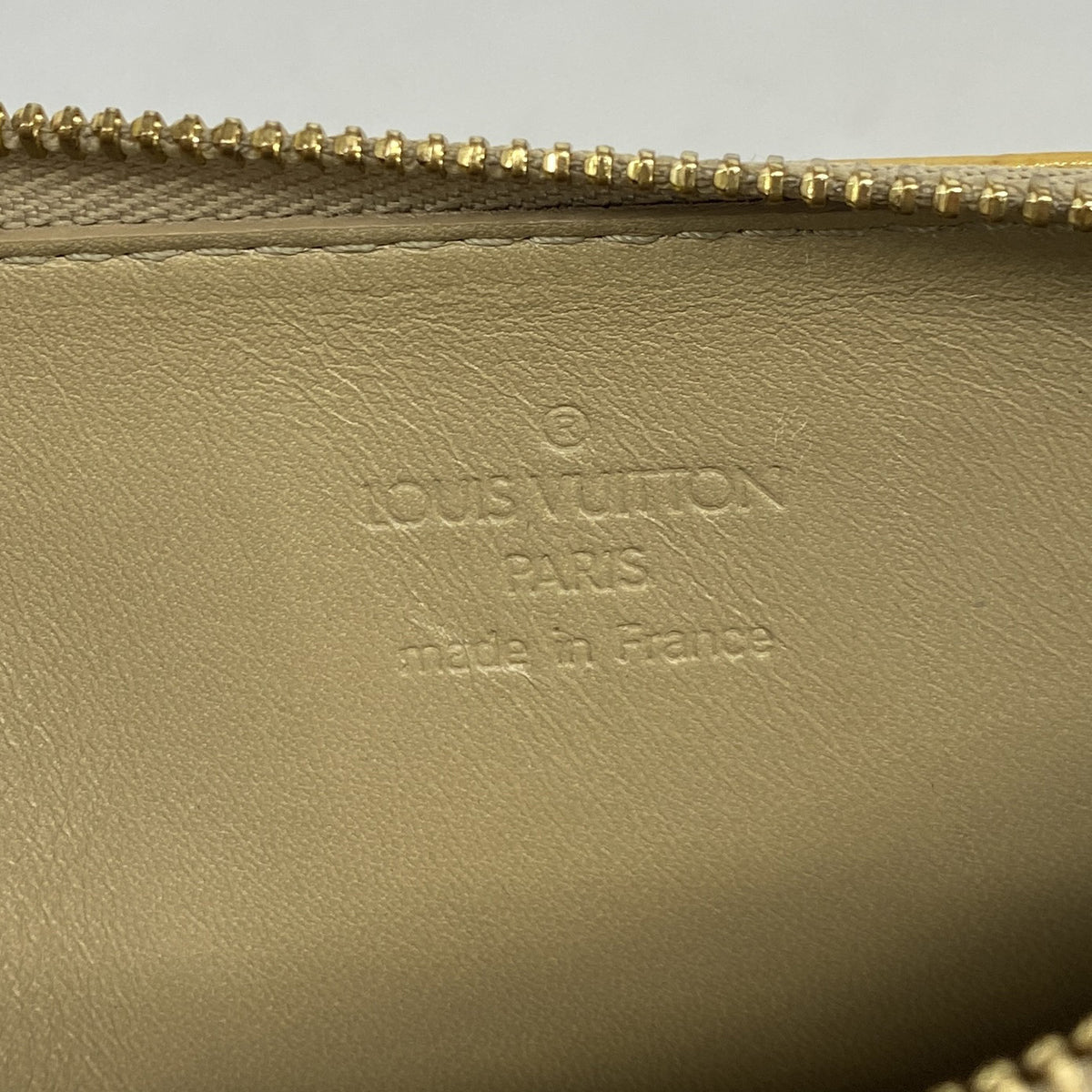 【6ib2279】ルイヴィトン ポーチ ヴェルニ レキシントン M91010 ベージュ【中古】レディース