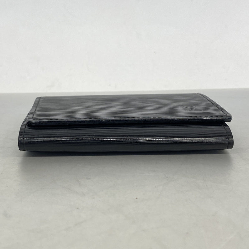 【6ib2290】ルイヴィトン 名刺入れ エピ アンヴェロップカルトドゥヴィジット M56582 ノワール【中古】メンズ レディース ユニセックス