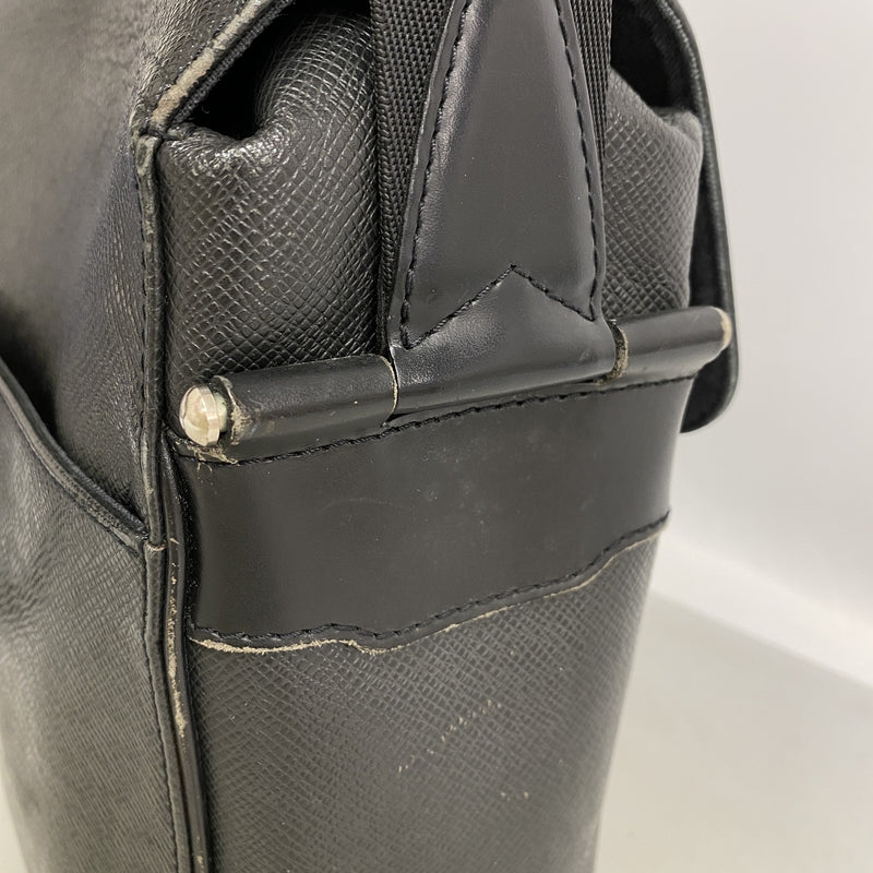 【6ib2294】ルイヴィトン ショルダーバッグ タイガ ヤランガ M30822 アルドワーズ【中古】メンズ