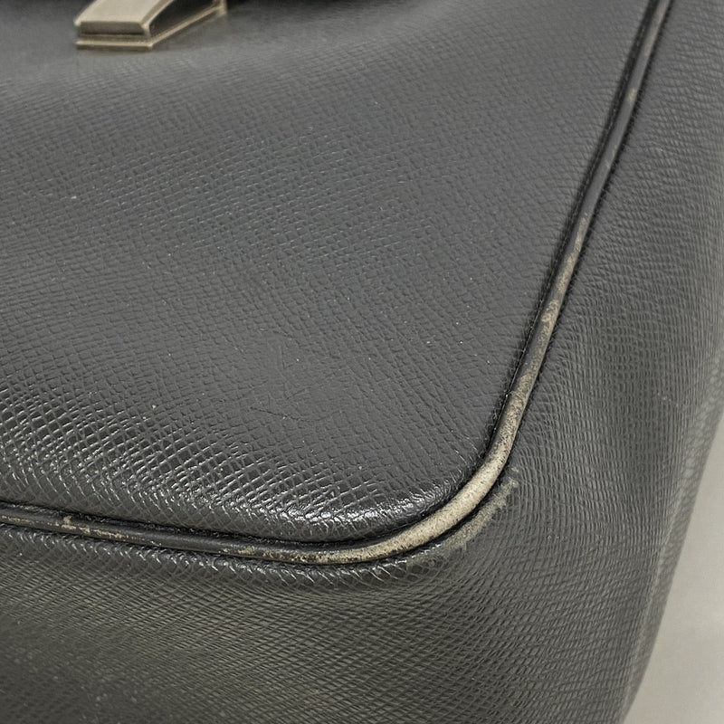 【6ib2294】ルイヴィトン ショルダーバッグ タイガ ヤランガ M30822 アルドワーズ【中古】メンズ