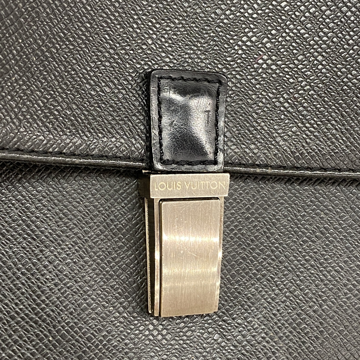 【6ib2294】ルイヴィトン ショルダーバッグ タイガ ヤランガ M30822 アルドワーズ【中古】メンズ