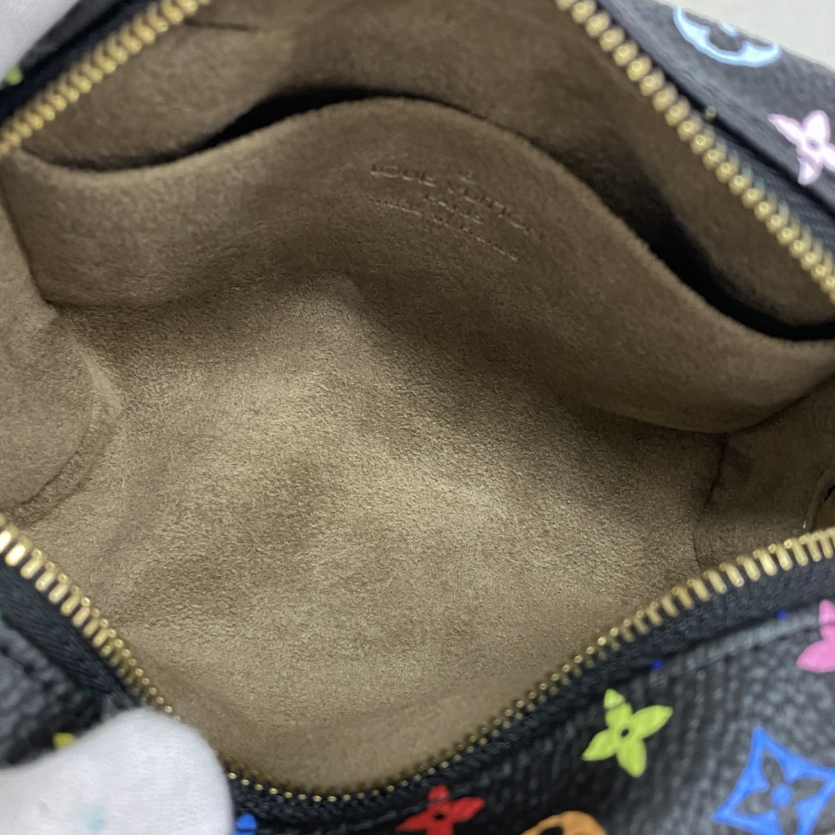 【6ib2301】ルイヴィトン ポーチ モノグラム・マルチカラー トゥルースワピティ M58034 ノワール【中古】レディース