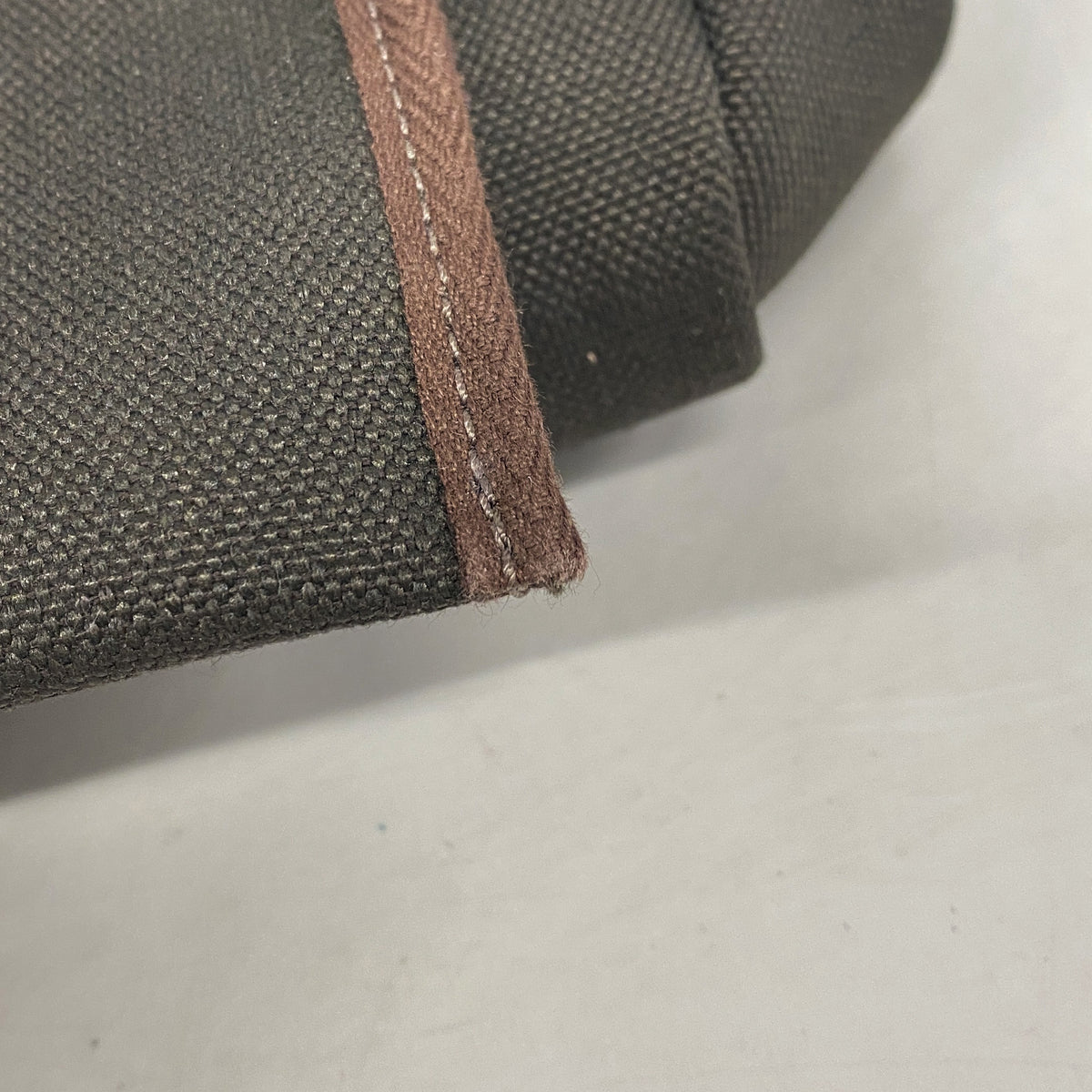 【6ib2327】エルメス ハンドバッグ エールバッグジップ50 トワルミリタリー ブラウン カーキ シルバー金具 W刻印【中古】メンズ レディース ユニセックス