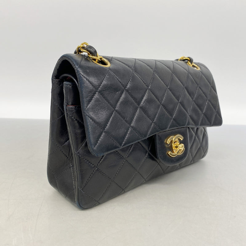 【6ib2338-h】シャネル ショルダーバッグ マトラッセ Wフラップ Wチェーン ラムスキン ブラック ゴールド金具【中古】レディース