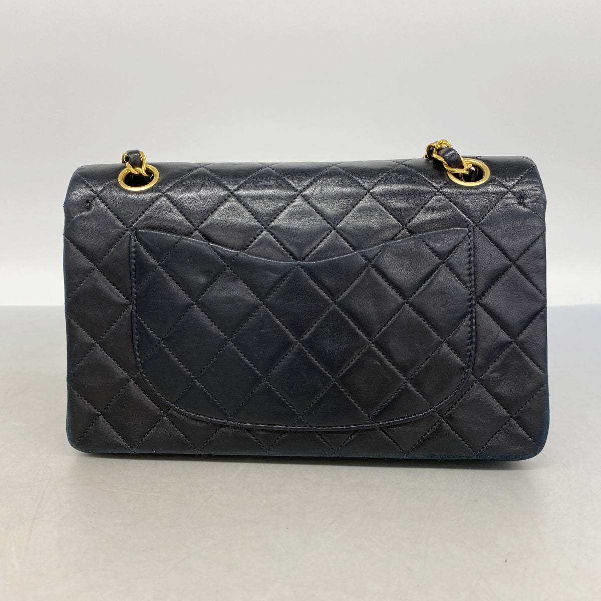 【6ib2338-h】シャネル ショルダーバッグ マトラッセ Wフラップ Wチェーン ラムスキン ブラック ゴールド金具【中古】レディース