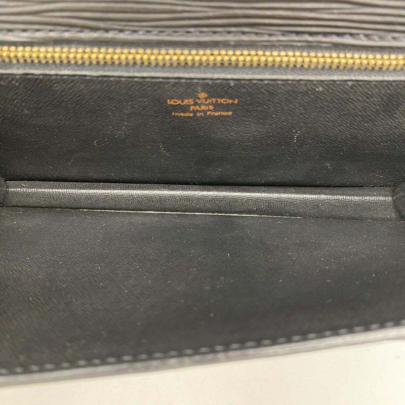【6ib2340-h】ルイヴィトン クラッチバッグ エピ ポシェットセリエドラゴンヌ M52612 ノワール【中古】メンズ