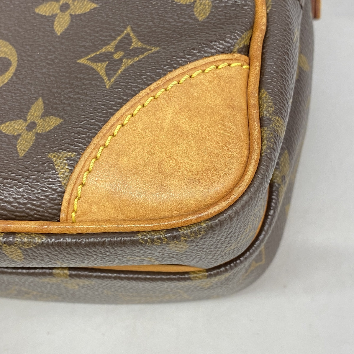 【6ib2350】ルイヴィトン ショルダーバッグ モノグラム アマゾン M45236 ブラウン【中古】レディース