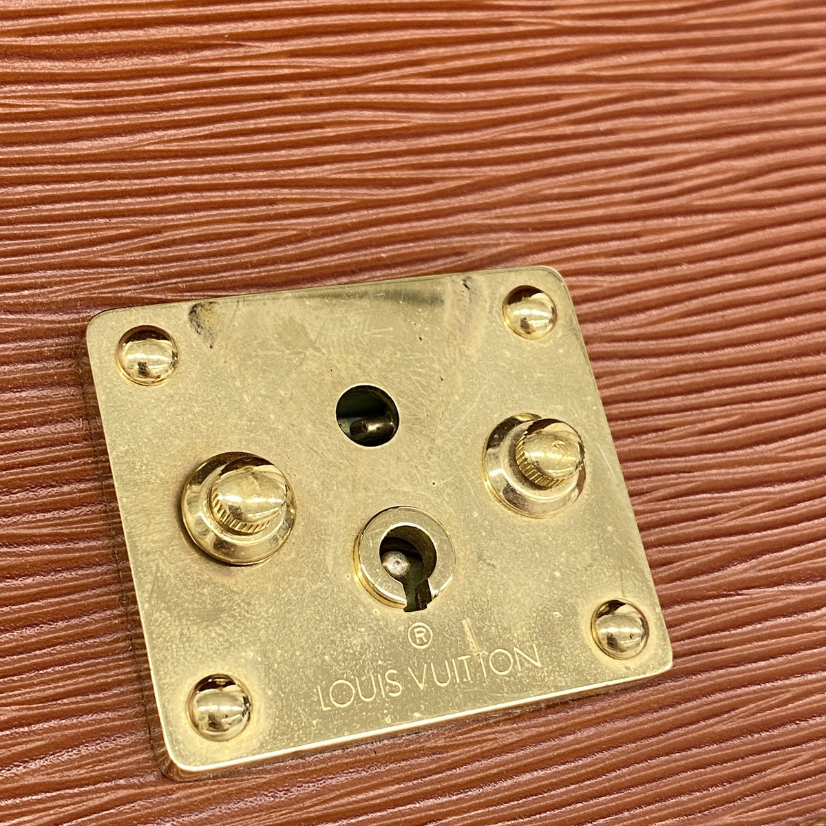 【6ib2352】ルイヴィトン クラッチバッグ エピ ポシェットセリエドラゴンヌ M52613 ケニアブラウン【中古】メンズ