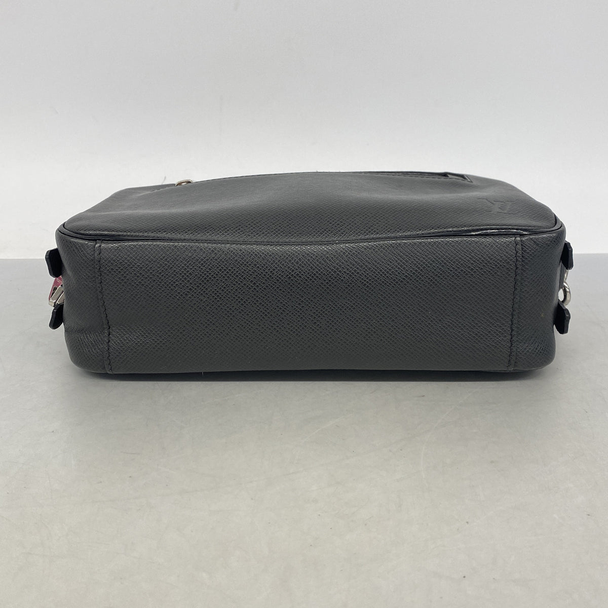 【6ib2373】ルイヴィトン クラッチバッグ タイガ ネオパヴェル M32902 アルドワーズ【中古】メンズ