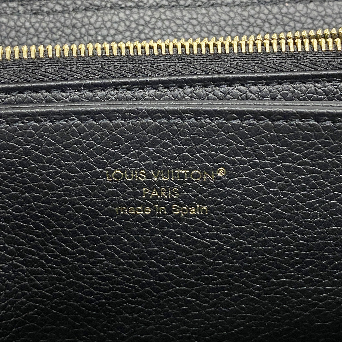 【6ib2392】ルイヴィトン 長財布 モノグラム・アンプラント バイカラー ジッピーウォレット M28794 ブラック ベージュ【中古】レディース