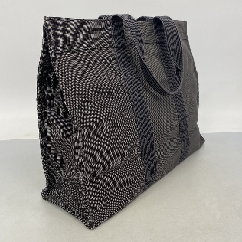 【6ib2395】エルメス トートバッグ エールラインGM ナイロン グレー シルバー金具【中古】メンズ レディース ユニセックス