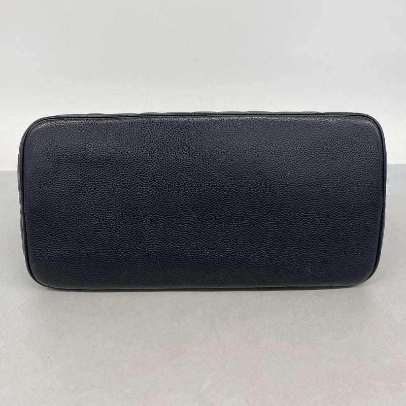 【6ib2396】シャネル トートバッグ 復刻トート キャビアスキン ブラック シルバー金具【中古】レディース