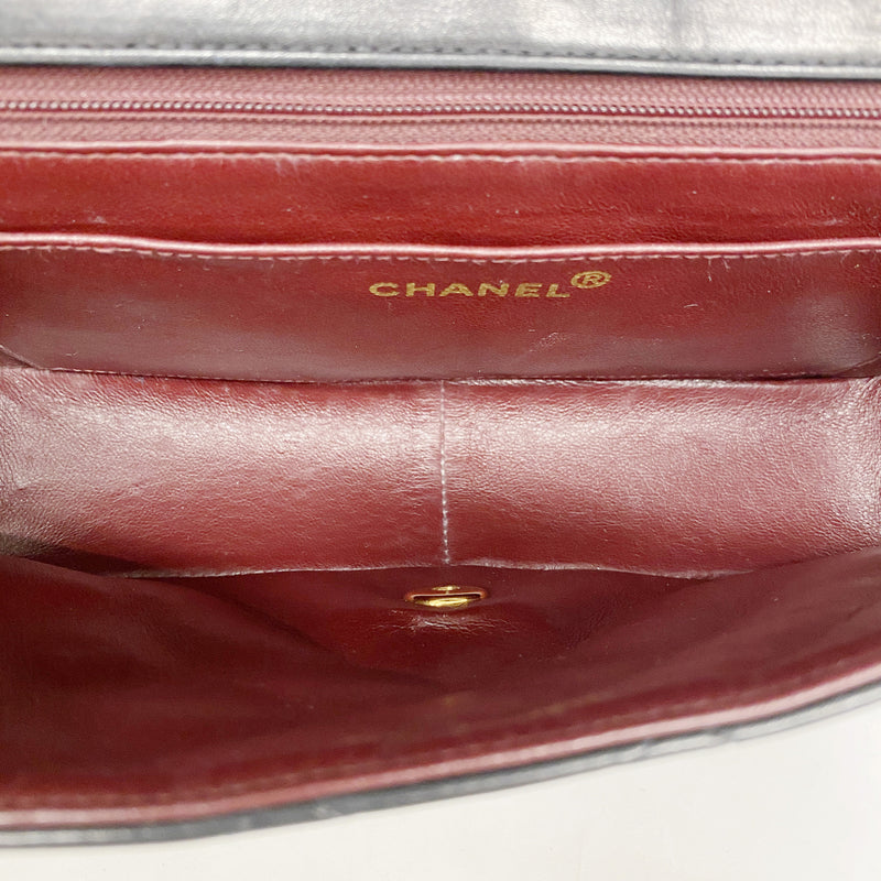 【6ib2435-h】シャネル ショルダーバッグ ダイアナ チェーンショルダー ラムスキン ブラック ゴールド金具【中古】レディース
