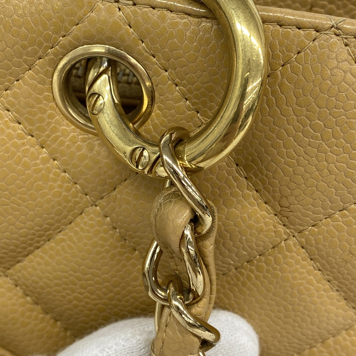 【6ib2457】シャネル チェーントート マトラッセ キャビアスキン ベージュ ゴールド金具【中古】レディース