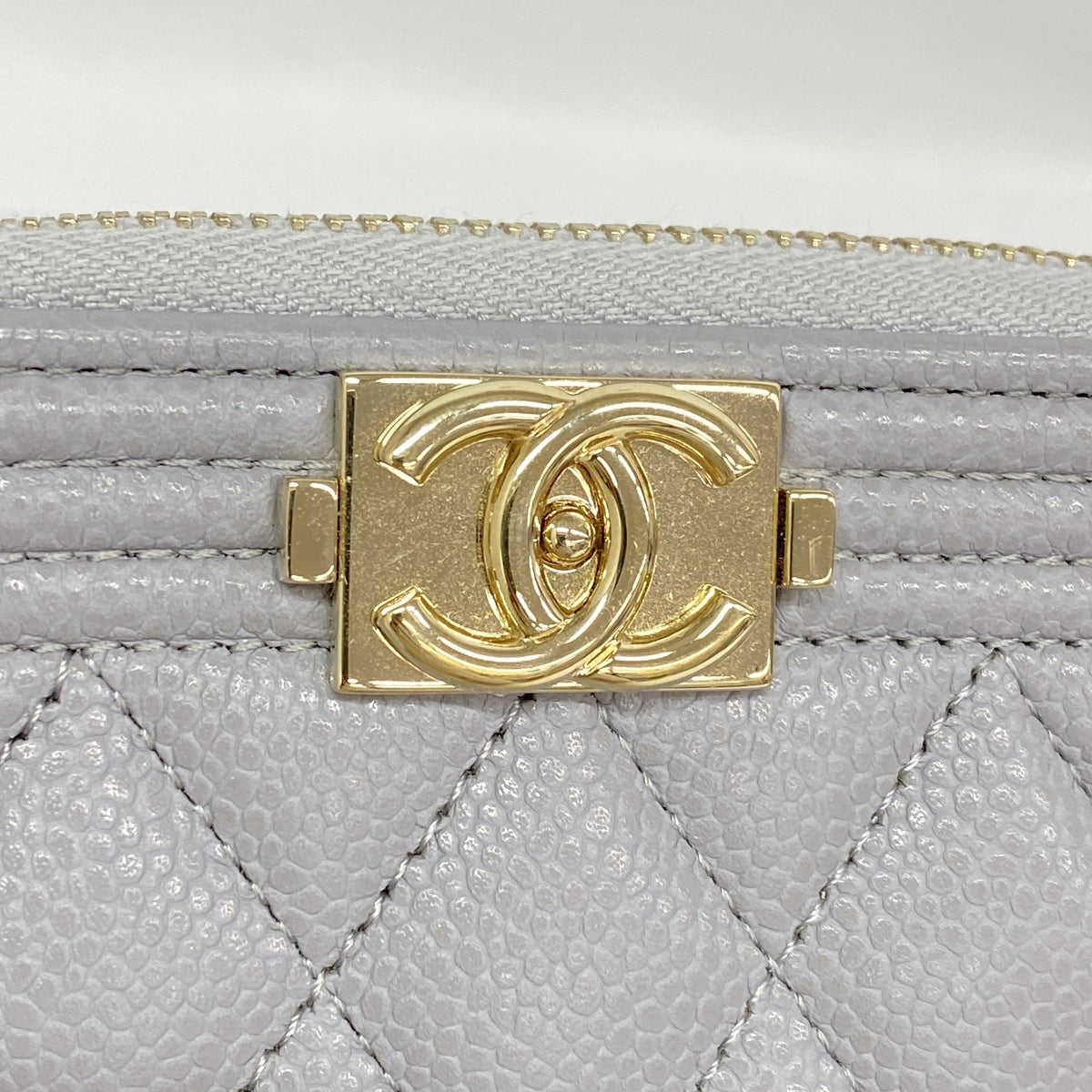 【6ib2485】シャネル コインケース ボーイシャネル キャビアスキン グレー シャンパンゴールド金具【中古】レディース