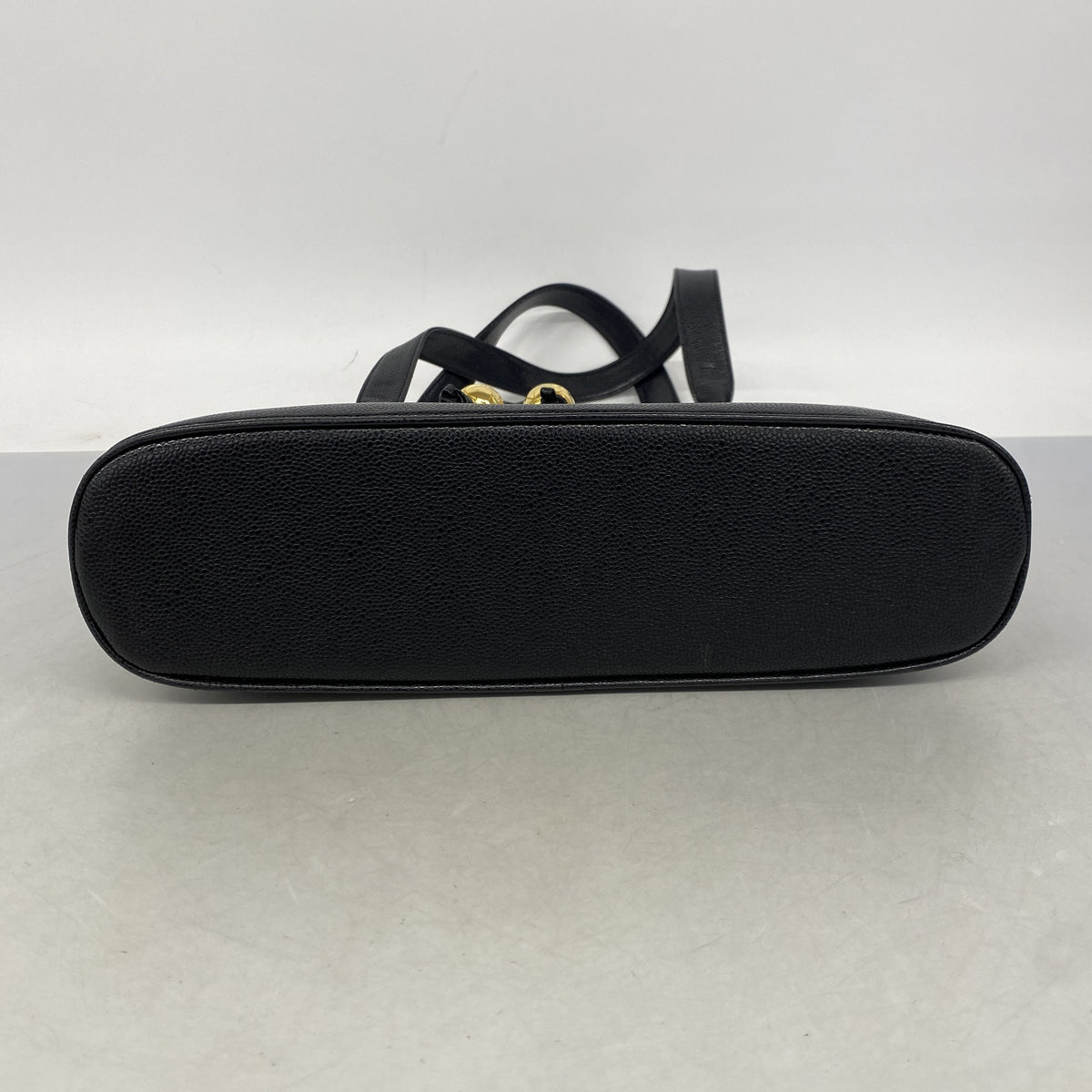 【6ib2487】シャネル ショルダーバッグ キャビアスキン ブラック ゴールド金具【中古】レディース