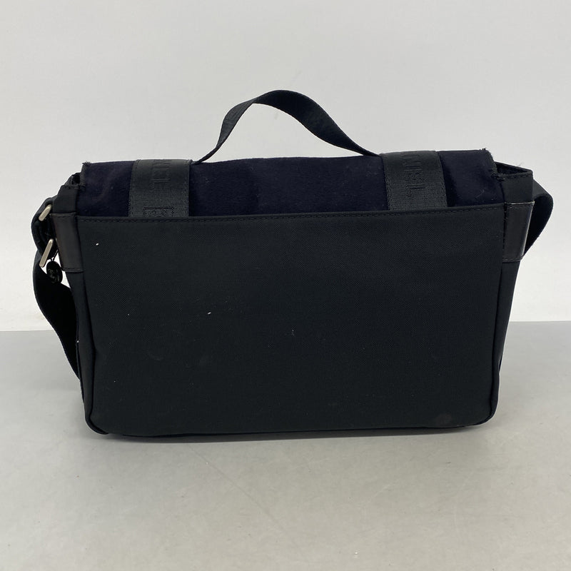 【6ib2496】シャネル ショルダーバッグ スポーツ ナイロン フェルト ブラック シルバー金具【中古】レディース