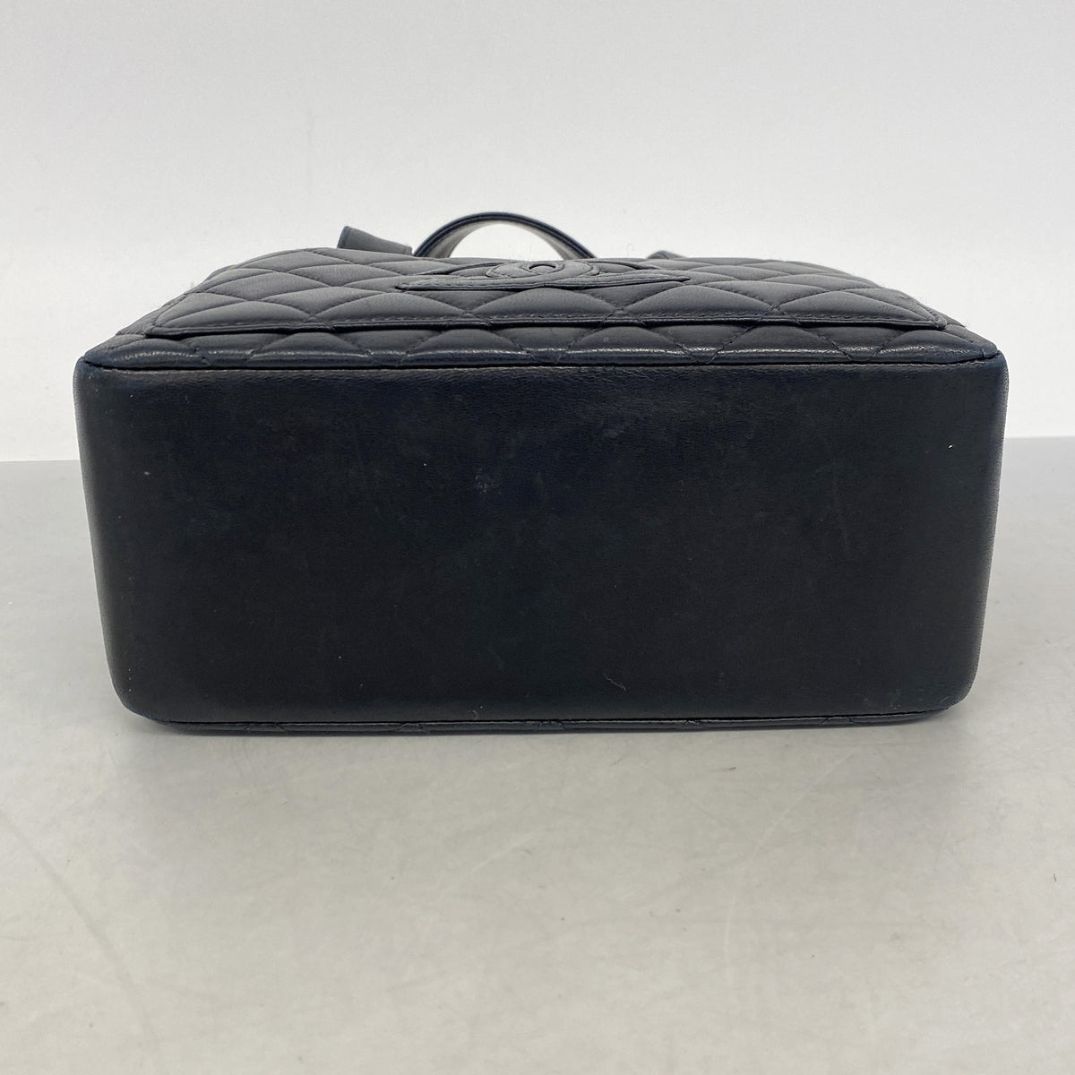 【6ib2497】シャネル ハンドバッグ マトラッセ ラムスキン ブラック シルバー金具【中古】レディース