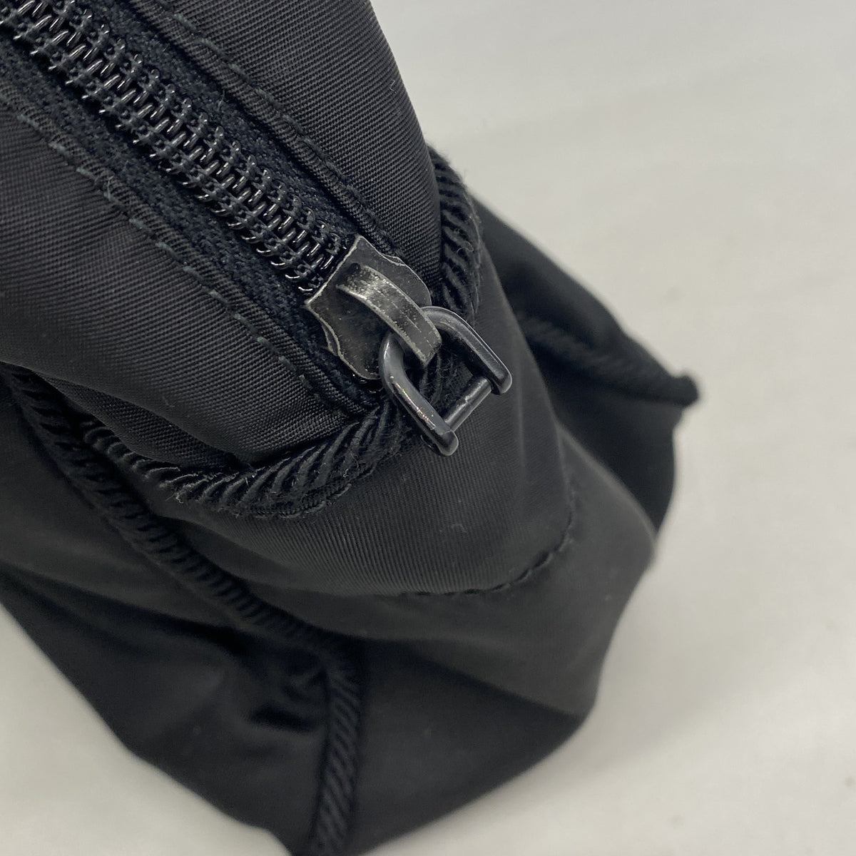 【6ib2498】プラダ トートバッグ テスート ナイロン ブラック シルバー金具【中古】レディース