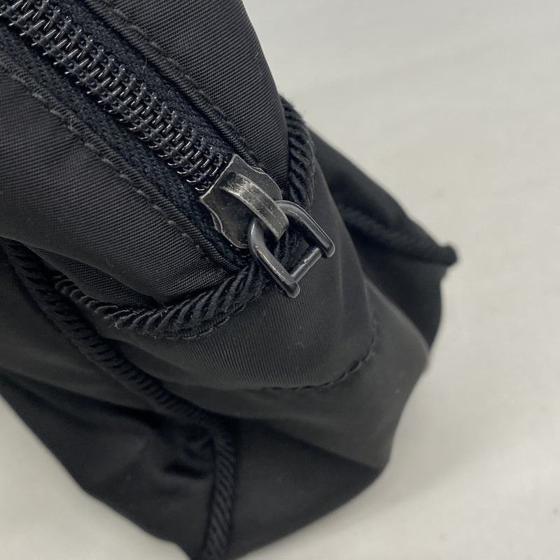 【6ib2498】プラダ トートバッグ テスート ナイロン ブラック シルバー金具【中古】レディース