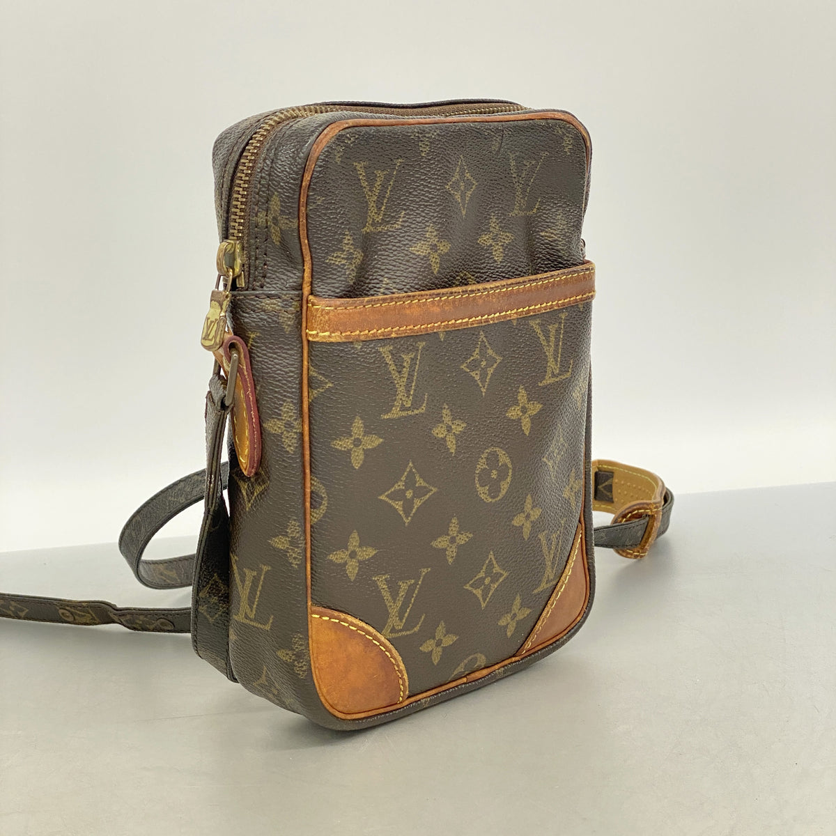 【6ib2521】ルイヴィトン ショルダーバッグ モノグラム ダヌーブ M45266 ブラウン【中古】レディース