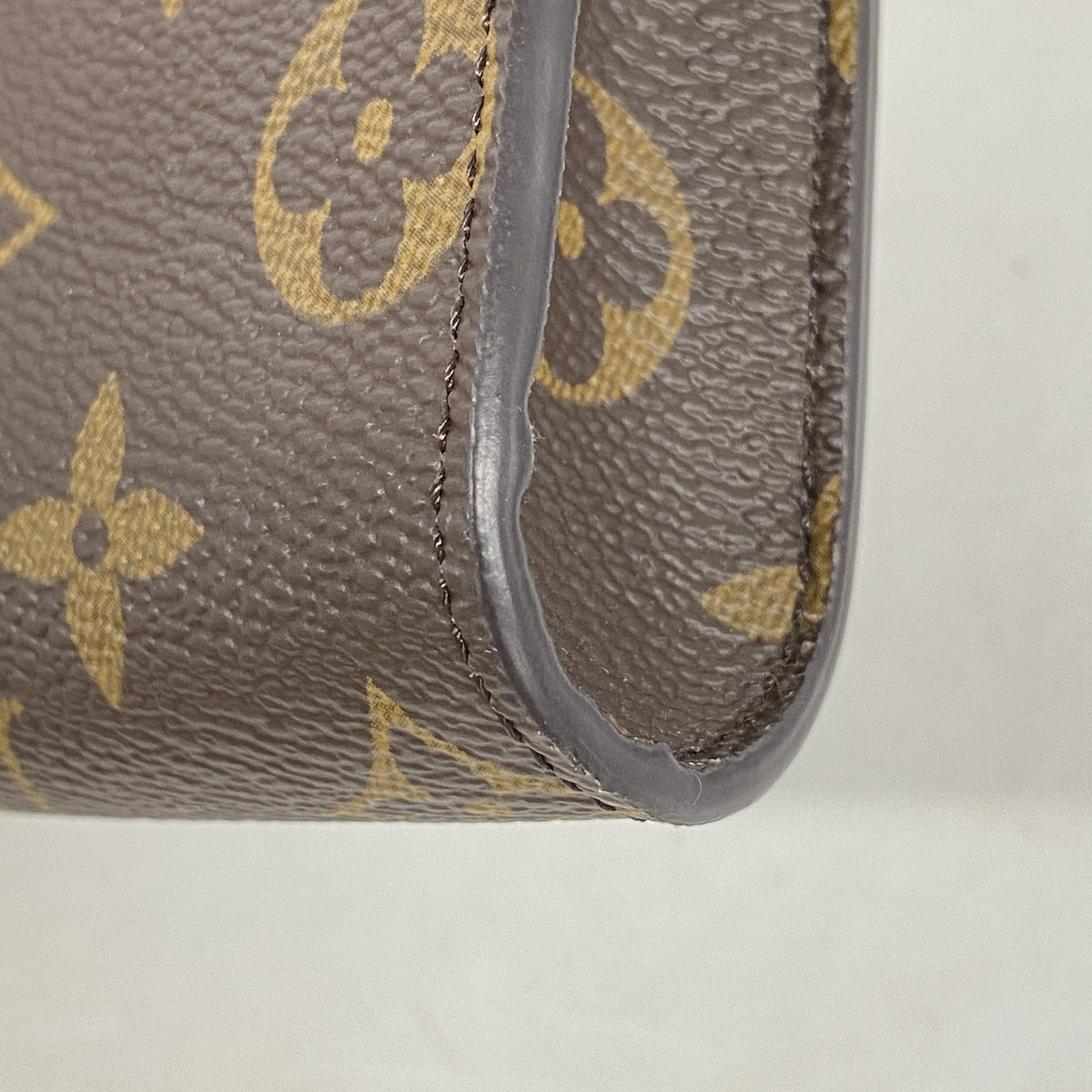 【6ib2543】ルイヴィトン ショルダーバッグ モノグラム フォンポーチメティス M13572 ブラウン【中古】レディース