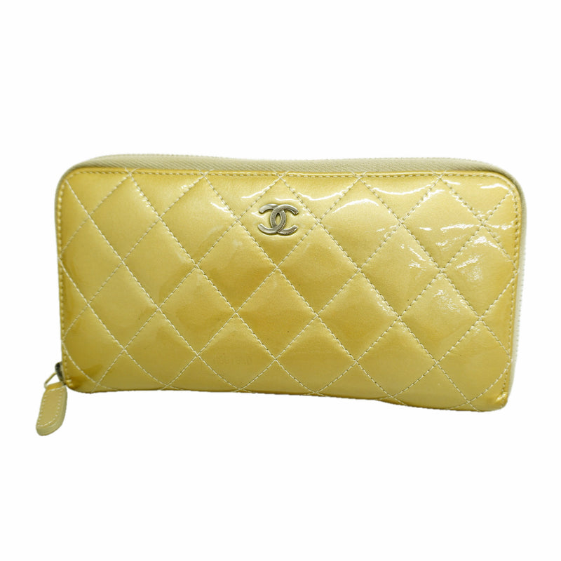 【6ib2548】シャネル 長財布 マトラッセ パテントレザー ベージュ シルバー金具【中古】レディース