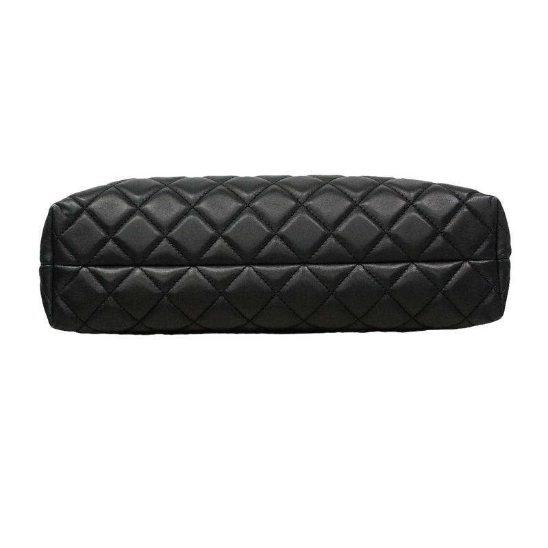 【6ib2554-h】シャネル トートバッグ マトラッセ ラムスキン ブラック シルバー金具【中古】レディース