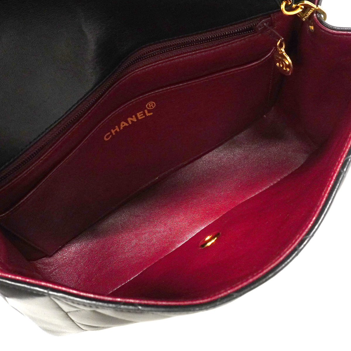 【6ib2556-h】シャネル ショルダーバッグ ダイアナ チェーンショルダー ラムスキン ブラック ゴールド金具【中古】レディース