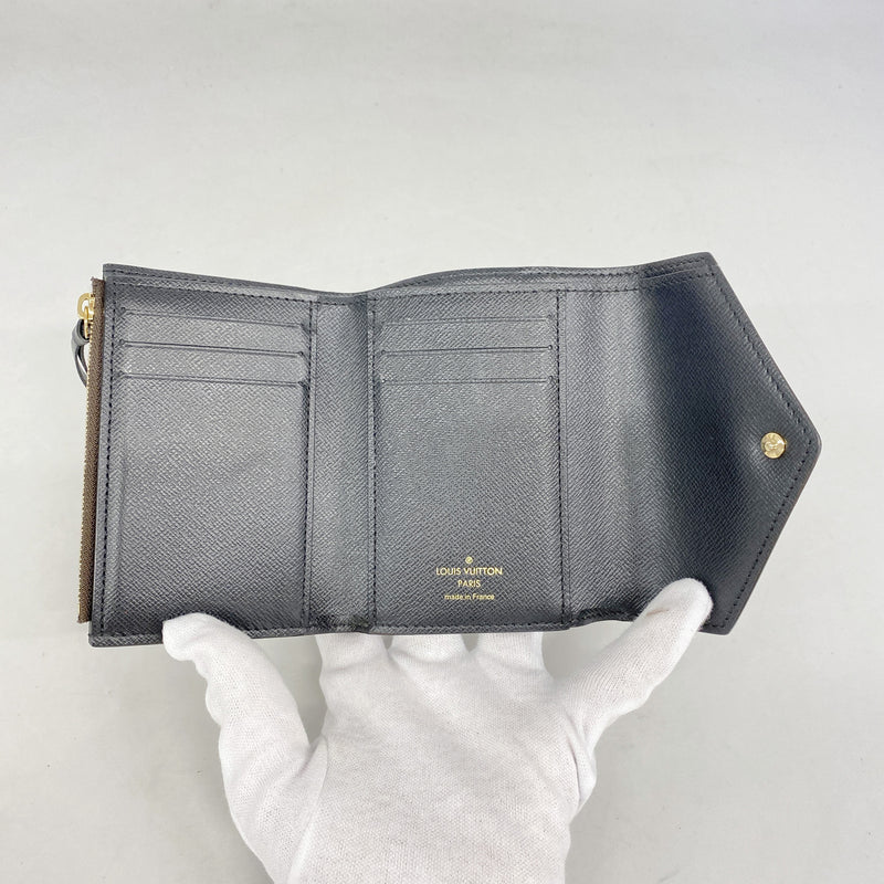 【6ib2574】ルイヴィトン 三つ折り財布 モノグラム・リバース ポルトフォイユヴィクトリーヌ M81557 ブラウン【中古】レディース