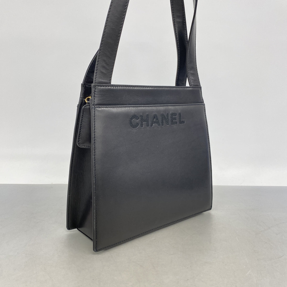 【6ib2597】シャネル トートバッグ ラムスキン ブラック ゴールド金具【中古】レディース