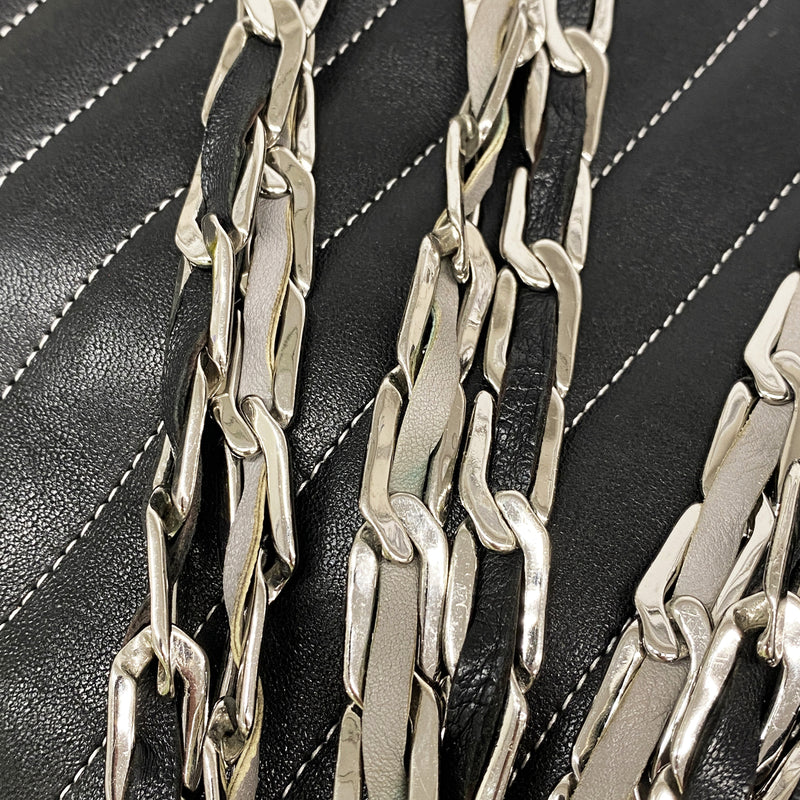 【6ib2629】シャネル チェーントート マドモアゼル ラムスキン ブラック シルバー金具【中古】レディース