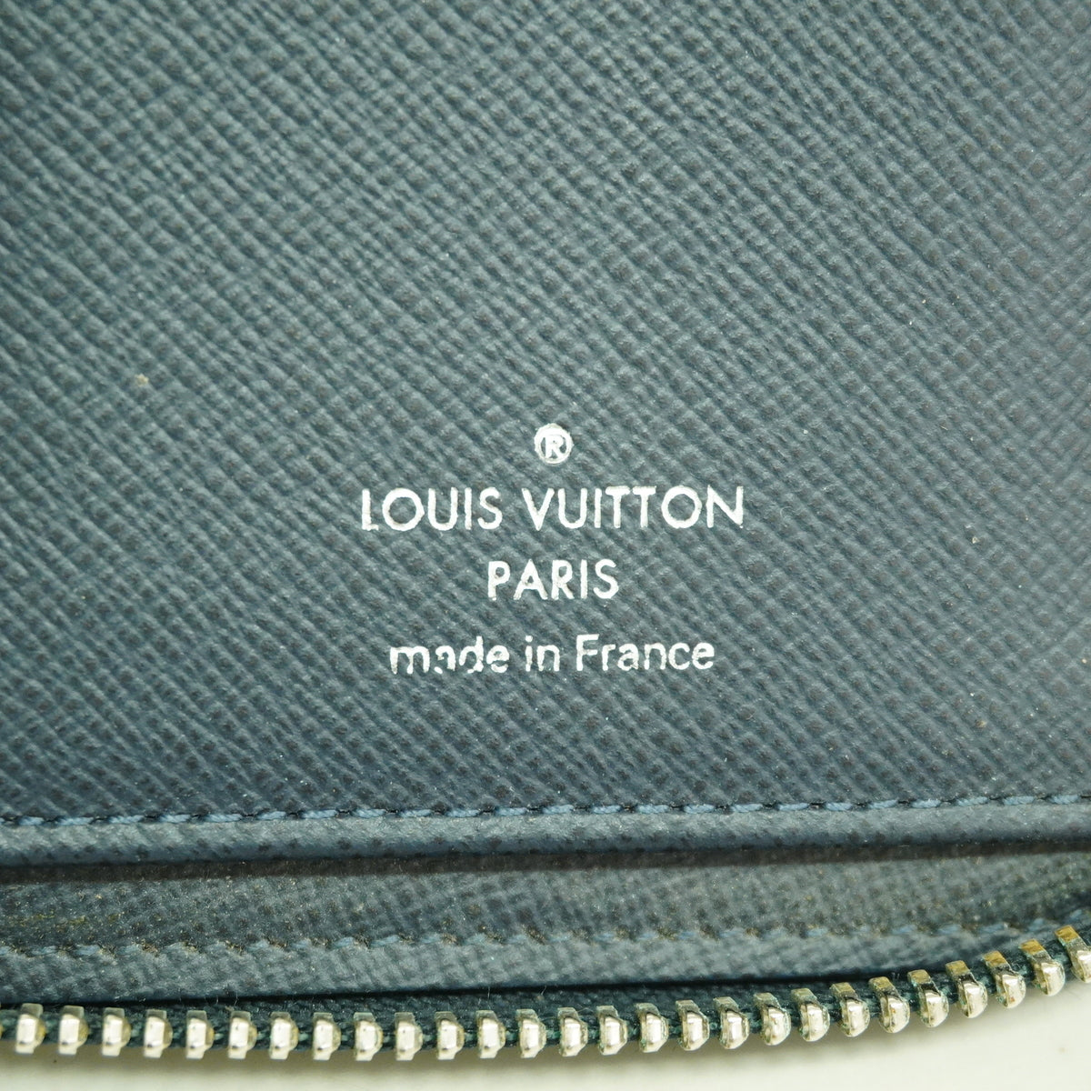 【6ib2667】ルイヴィトン 長財布 タイガ ジッピーウォレットヴェルティカル M32837 オセアン【中古】メンズ
