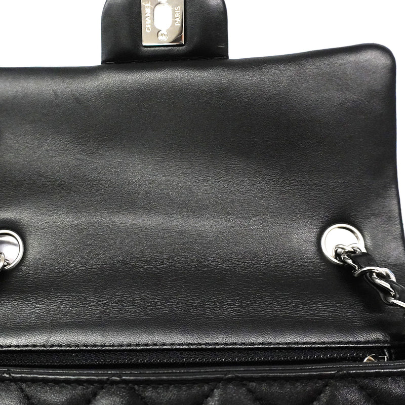 【6ib2673】シャネル ショルダーバッグ ミニマトラッセ チェーンショルダー ラムスキン ブラック シルバー金具【中古】レディース