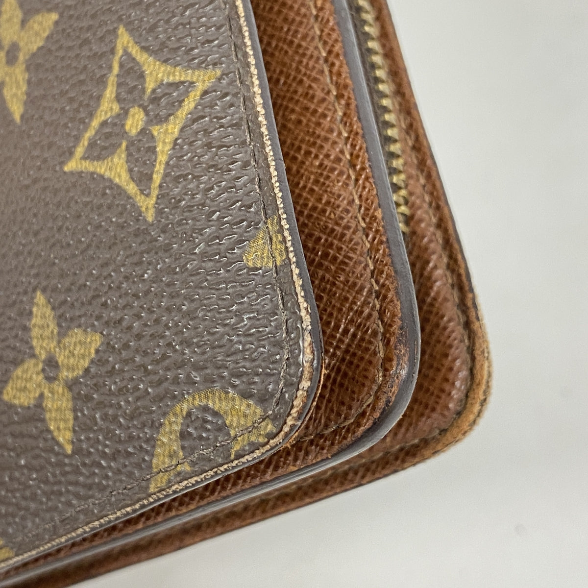【6ib2704】ルイヴィトン 財布 モノグラム ポルトパピエジップ M61207 ブラウン【中古】メンズ レディース ユニセックス
